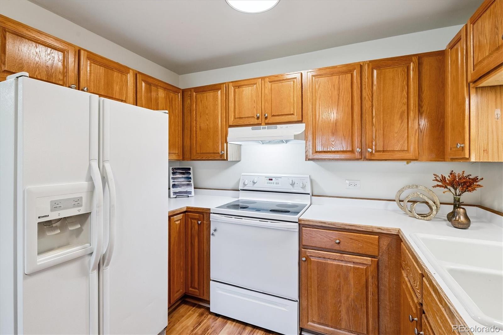 MLS Image #5 for 9300 e center avenue 2b,denver, Colorado