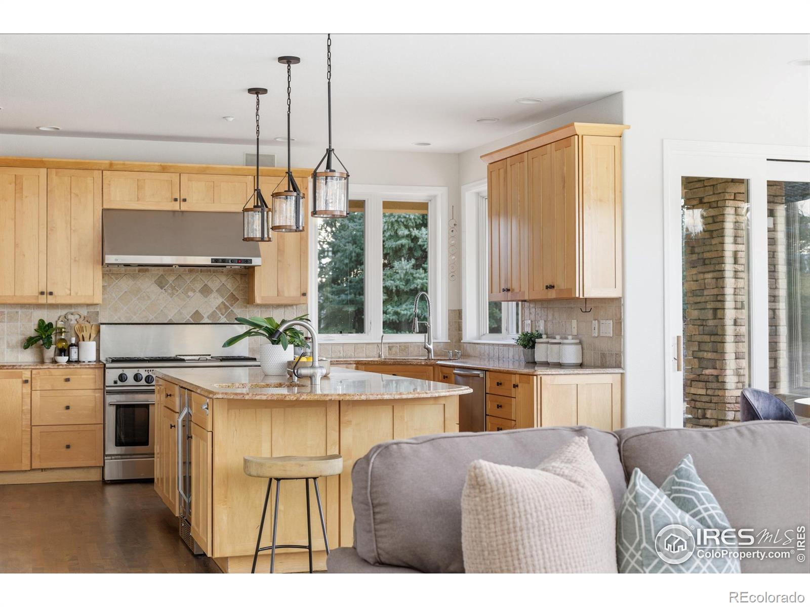 MLS Image #12 for 10443  sunlight drive,lafayette, Colorado