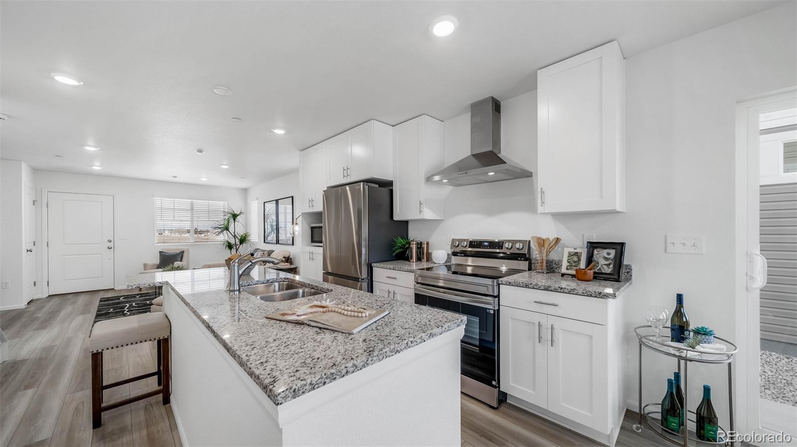 MLS Image #4 for 10314 e ursula street,commerce city, Colorado