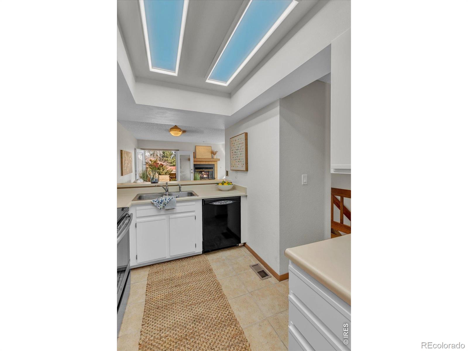 MLS Image #13 for 8179  dry creek circle,niwot, Colorado