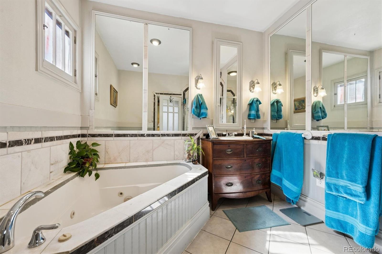 MLS Image #5 for 4047  madison street,denver, Colorado