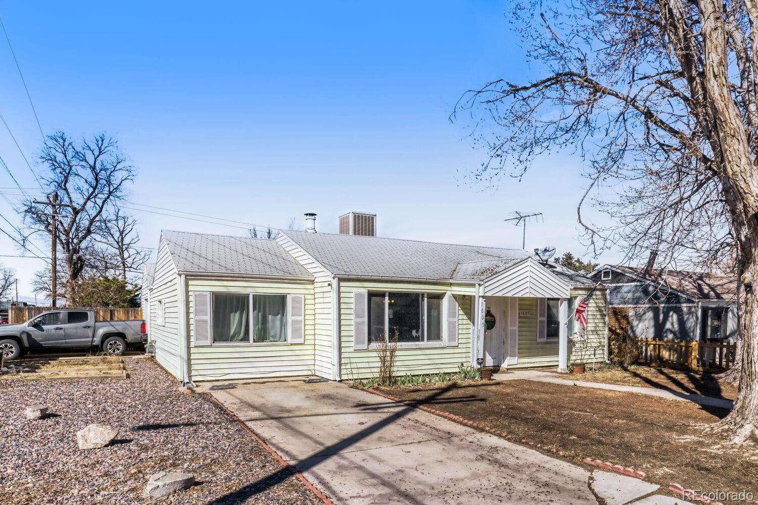 MLS Image #2 for 1605  oakland street,aurora, Colorado