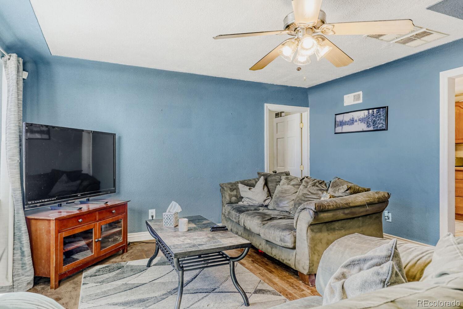 MLS Image #5 for 1605  oakland street,aurora, Colorado