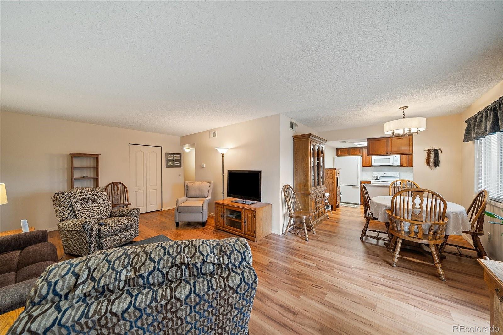 MLS Image #6 for 471 s kalispell way,aurora, Colorado