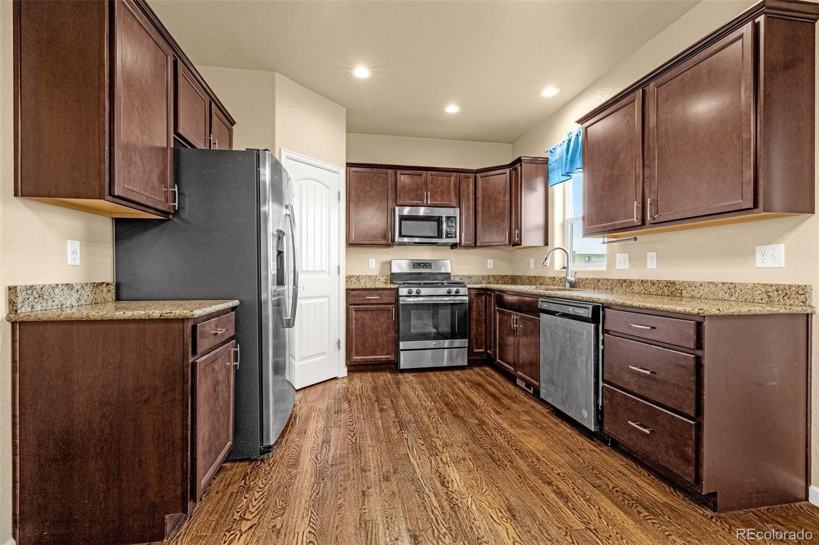 MLS Image #7 for 11670  farnese heights,peyton, Colorado
