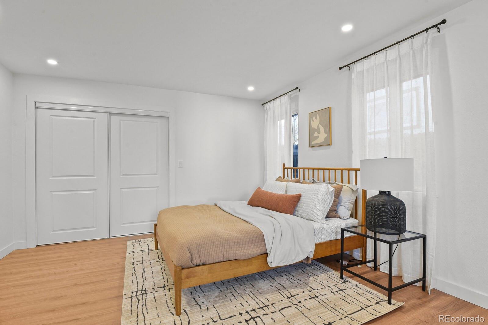 MLS Image #13 for 1135 s harrison street,denver, Colorado