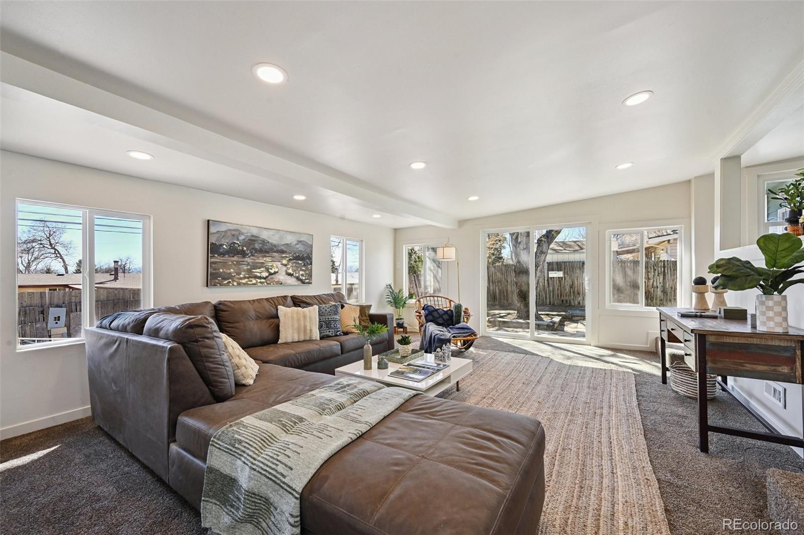 MLS Image #10 for 2580  valley view drive,denver, Colorado