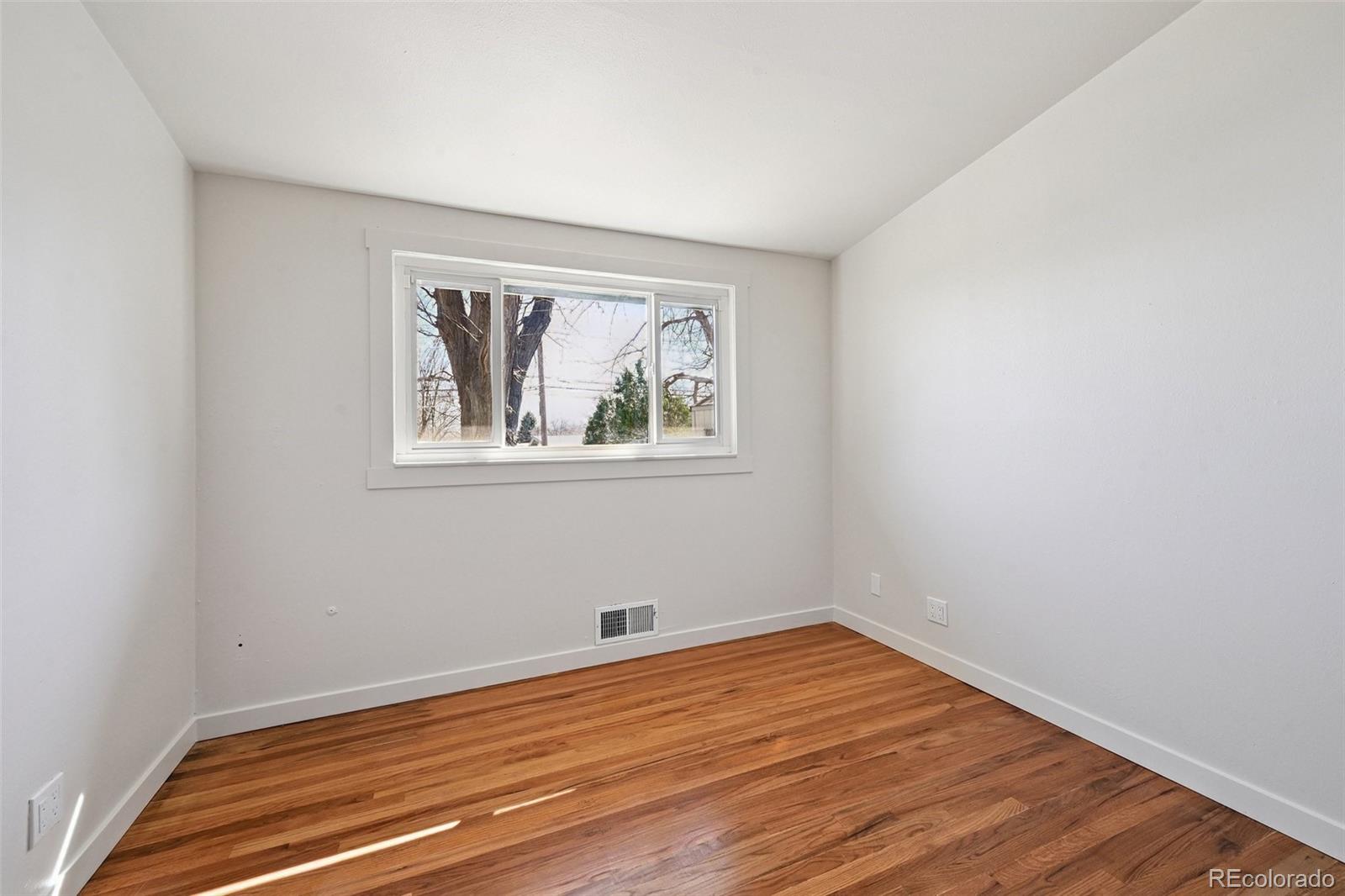 MLS Image #15 for 2580  valley view drive,denver, Colorado