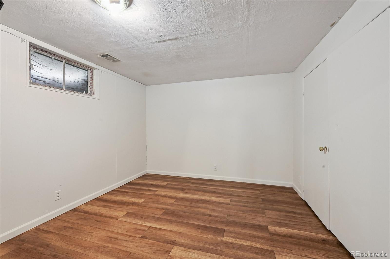 MLS Image #20 for 2580  valley view drive,denver, Colorado