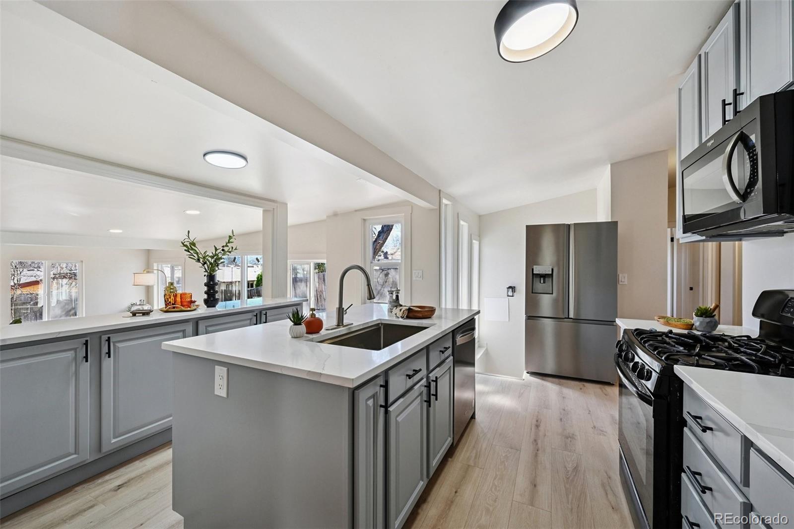 MLS Image #6 for 2580  valley view drive,denver, Colorado