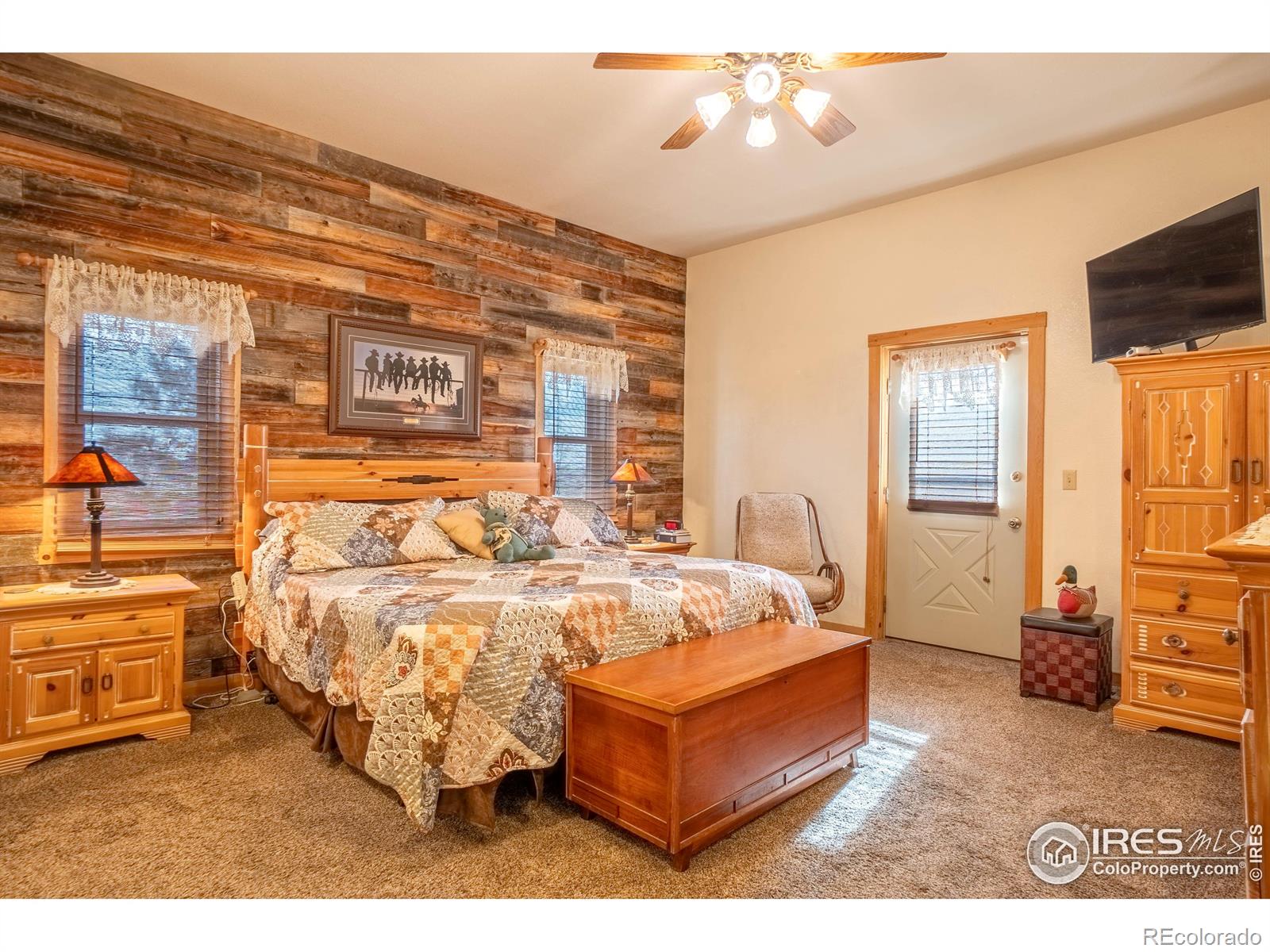 MLS Image #18 for 420 e county road 10 road,berthoud, Colorado