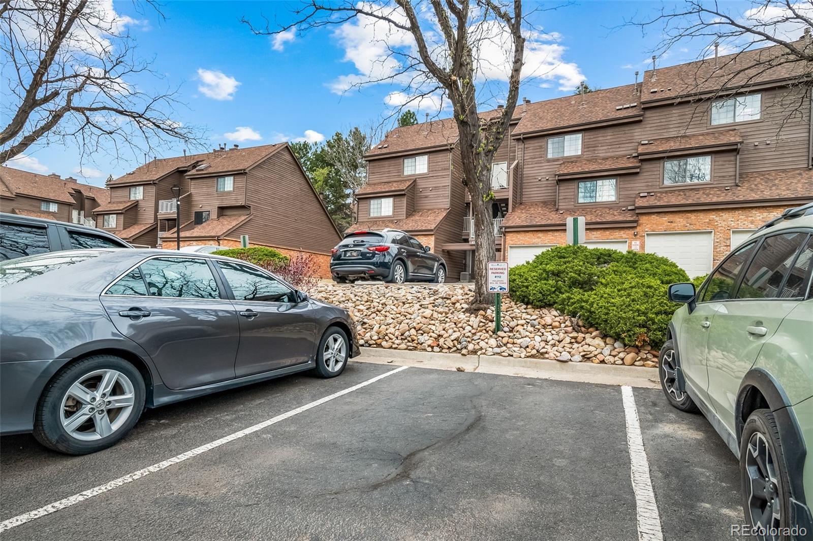 MLS Image #3 for 846 s vance street,lakewood, Colorado