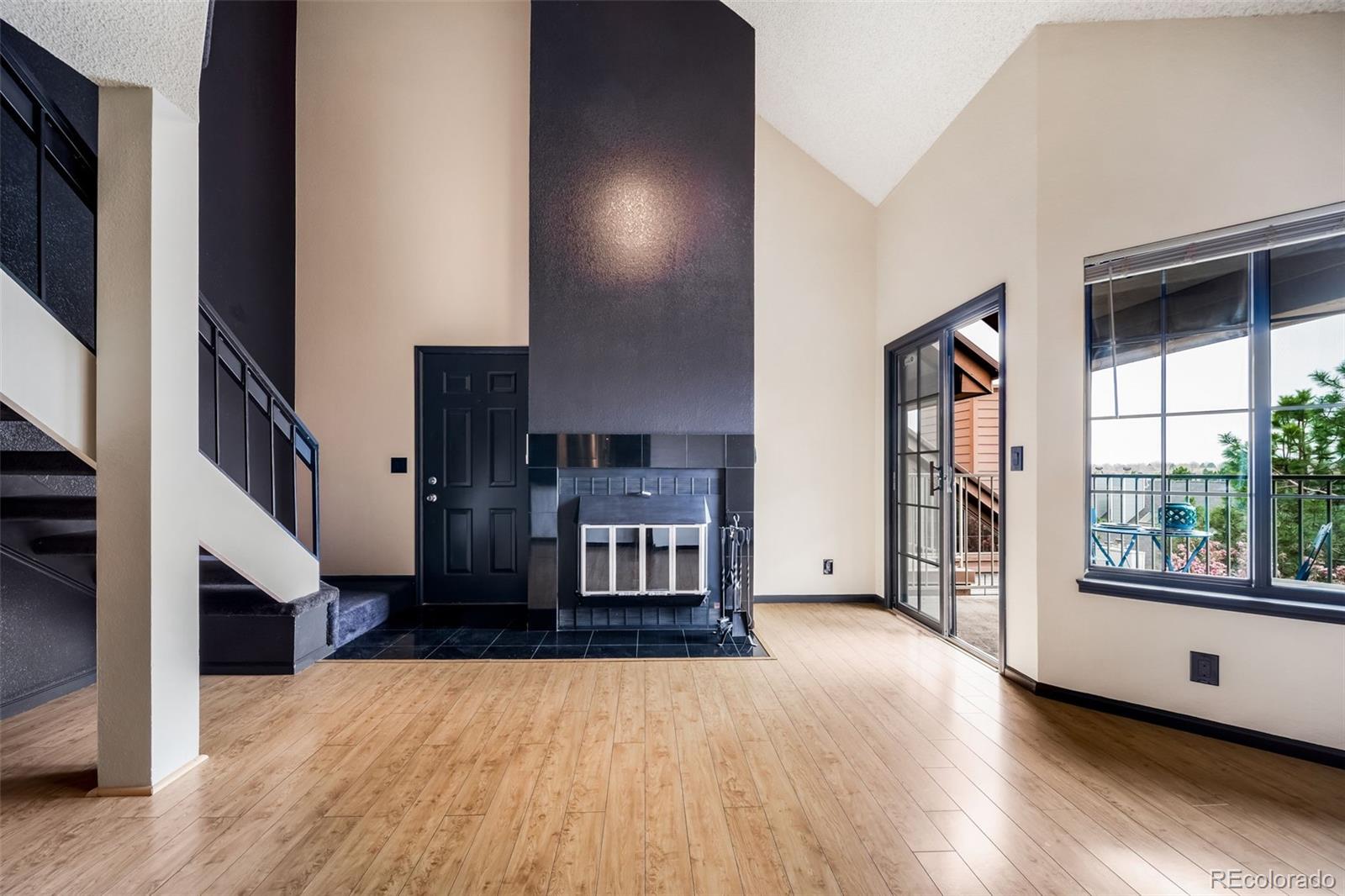 MLS Image #5 for 846 s vance street,lakewood, Colorado