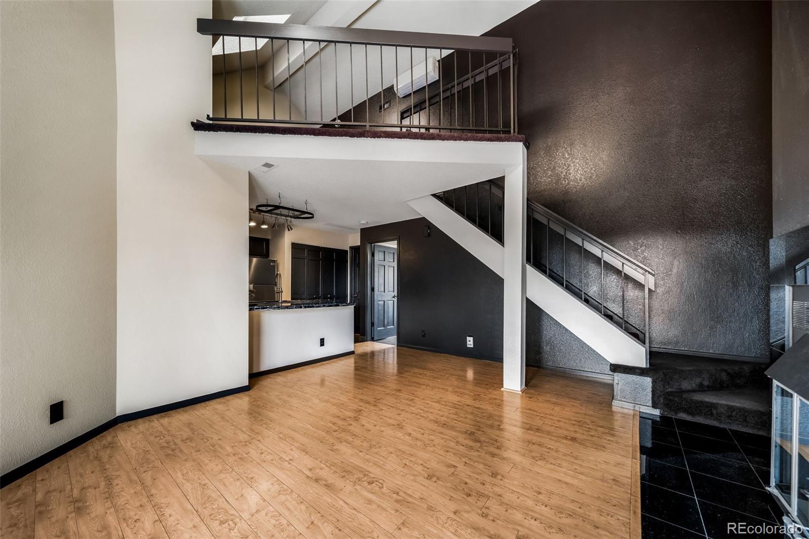 MLS Image #6 for 846 s vance street,lakewood, Colorado