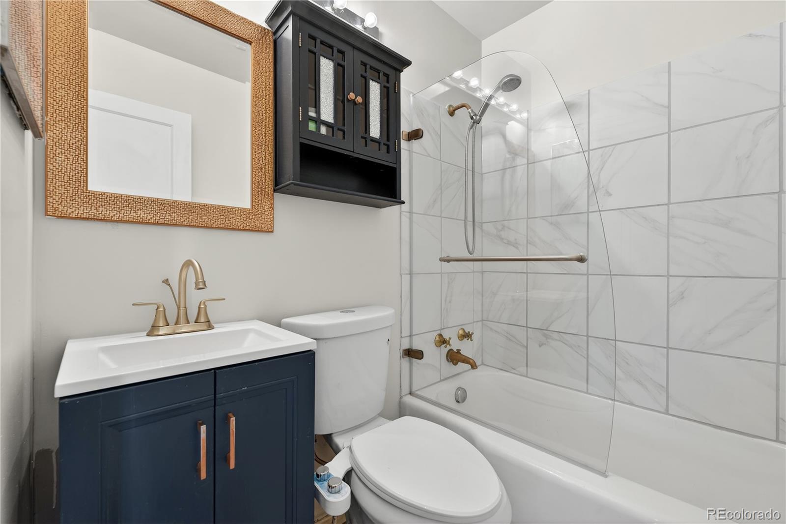 MLS Image #12 for 525  jackson street 304,denver, Colorado