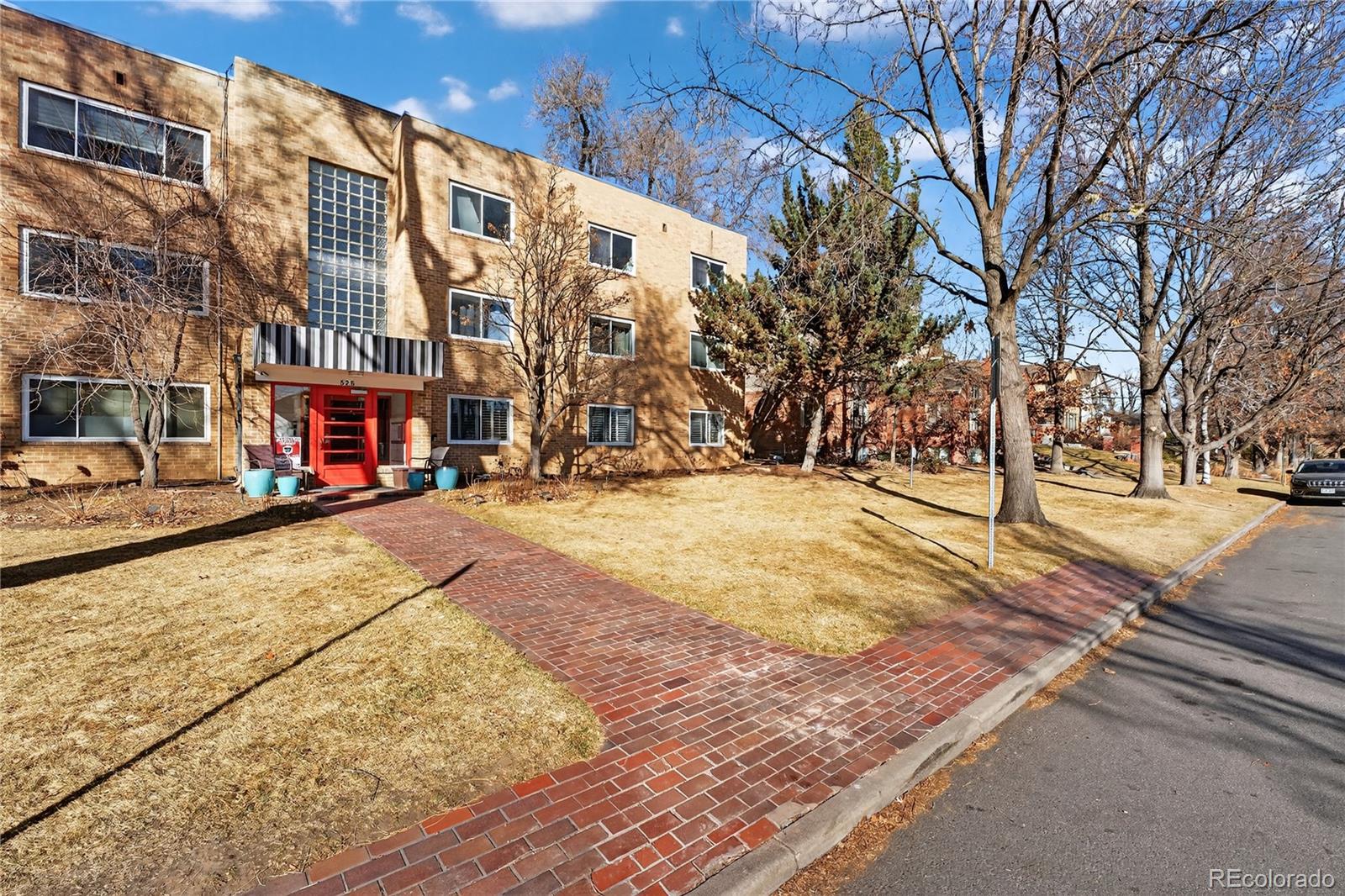 MLS Image #22 for 525  jackson street 304,denver, Colorado