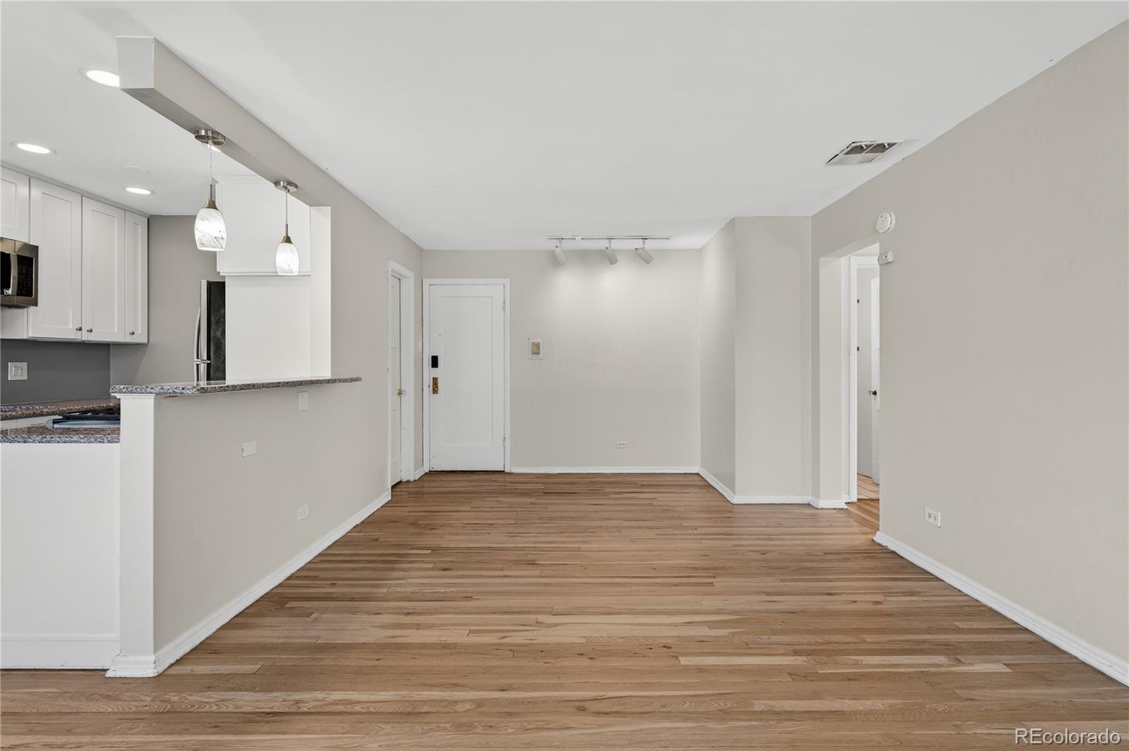 MLS Image #3 for 525  jackson street 304,denver, Colorado