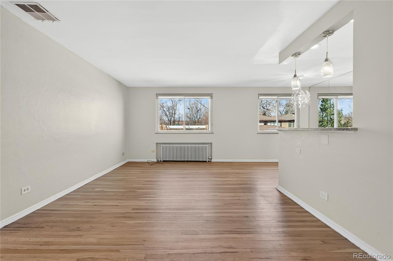 MLS Image #5 for 525  jackson street 304,denver, Colorado