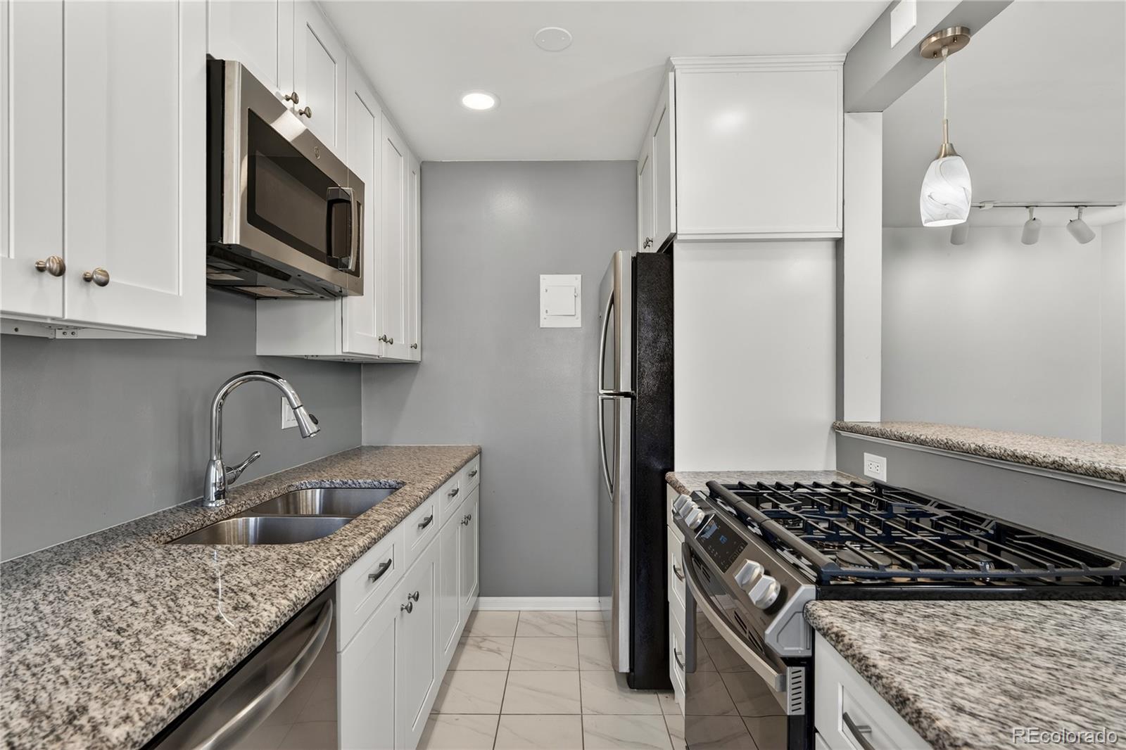 MLS Image #7 for 525  jackson street 304,denver, Colorado