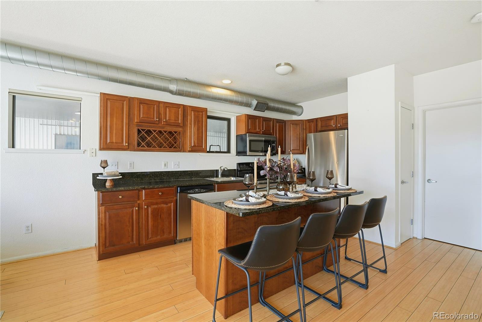MLS Image #5 for 3195  blake street 104,denver, Colorado