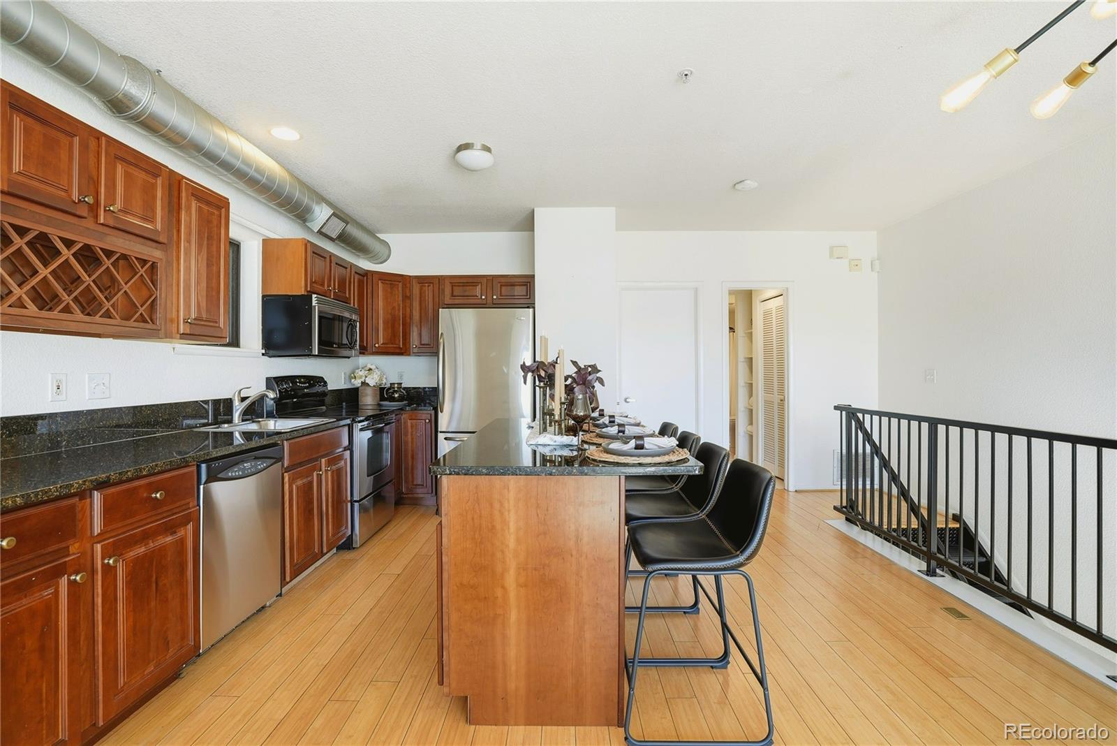 MLS Image #7 for 3195  blake street 104,denver, Colorado
