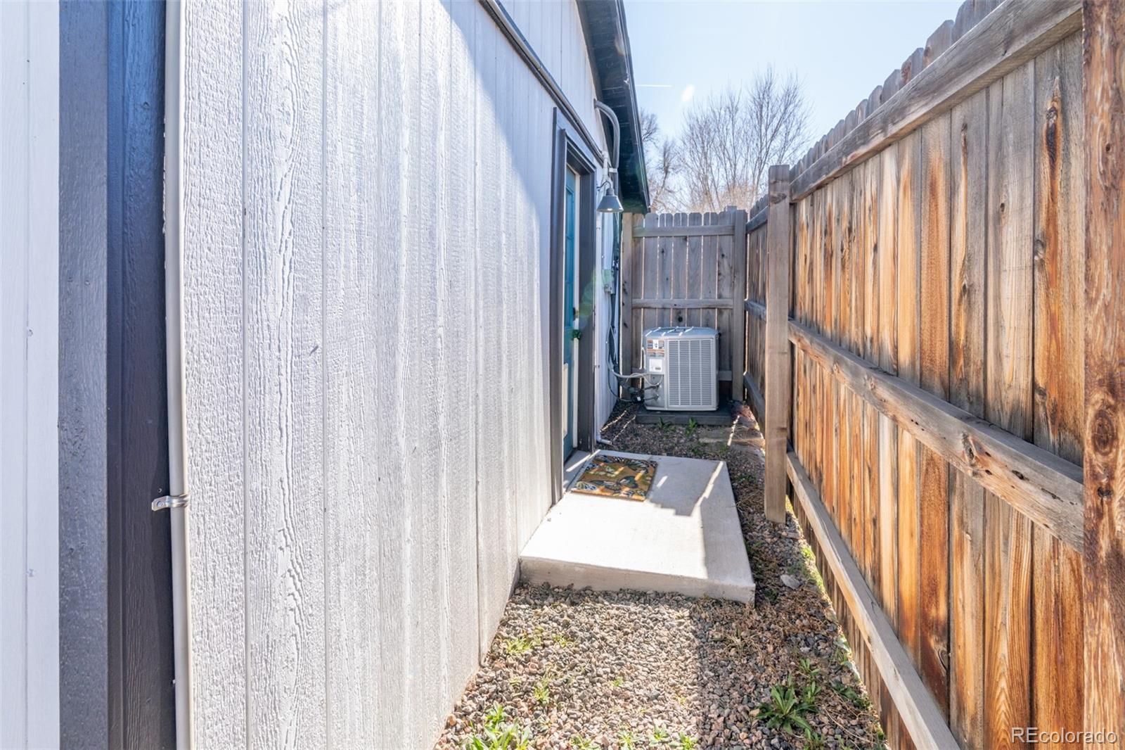 MLS Image #17 for 2201 w warren avenue,englewood, Colorado