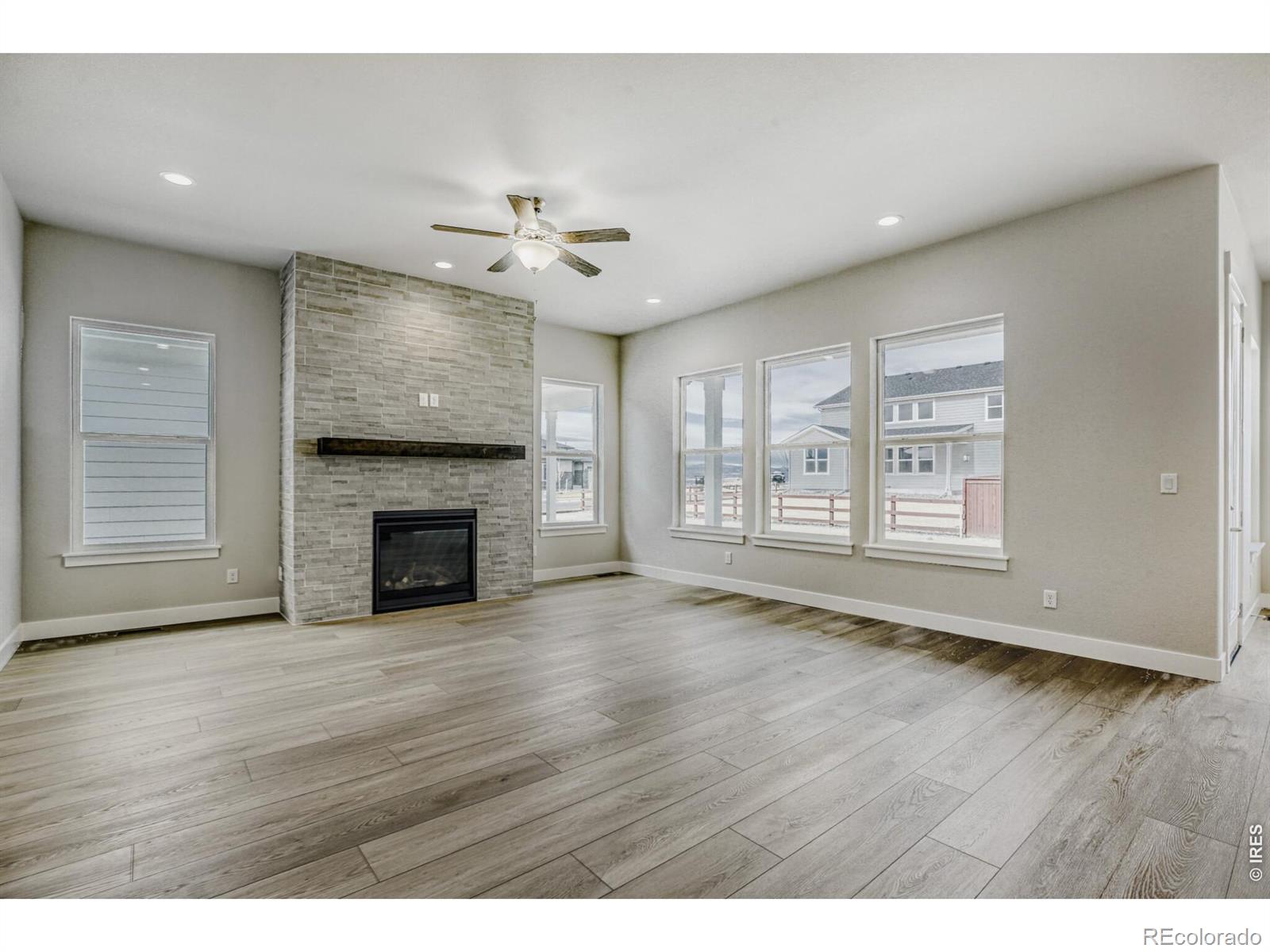MLS Image #10 for 1644  sundown run drive,windsor, Colorado
