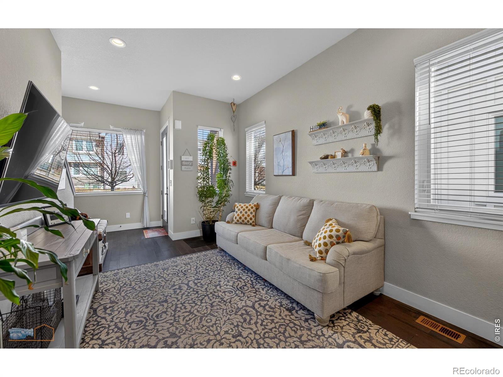 MLS Image #14 for 1117  little branch lane,berthoud, Colorado