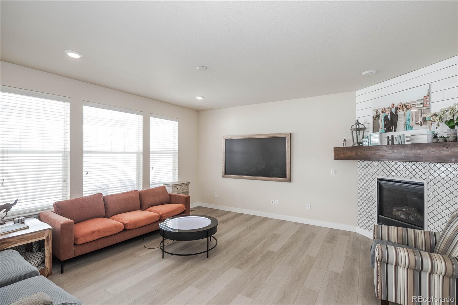 MLS Image #5 for 15248  yellowthroat street,parker, Colorado