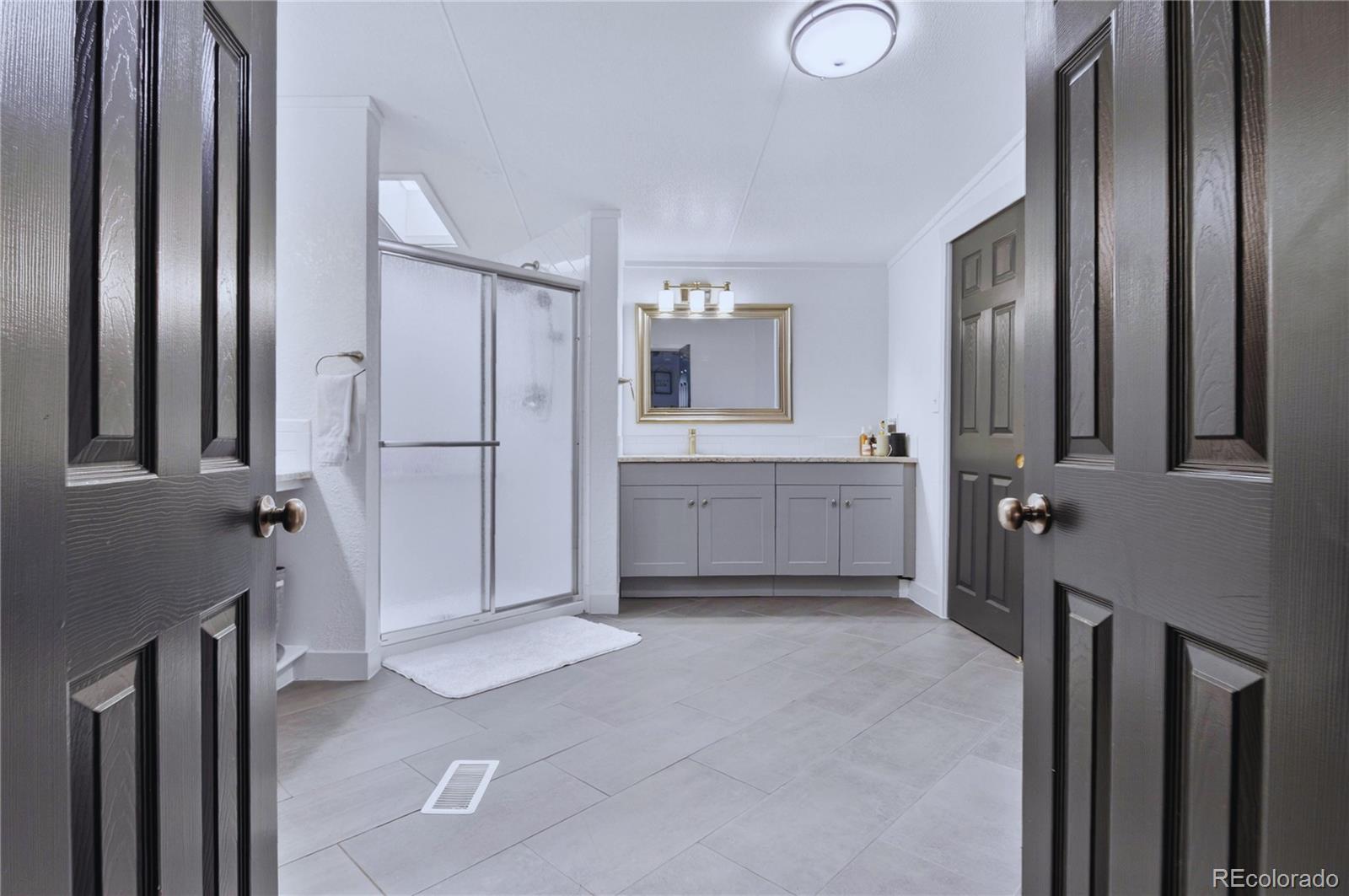 MLS Image #8 for 811  plum avenue,lochbuie, Colorado