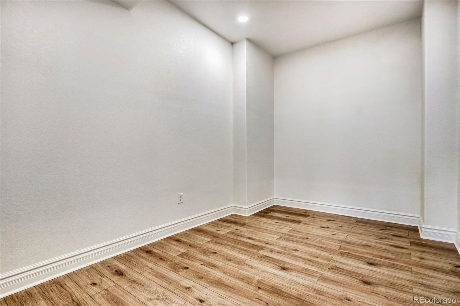 MLS Image #37 for 27841 e lakeview drive,aurora, Colorado