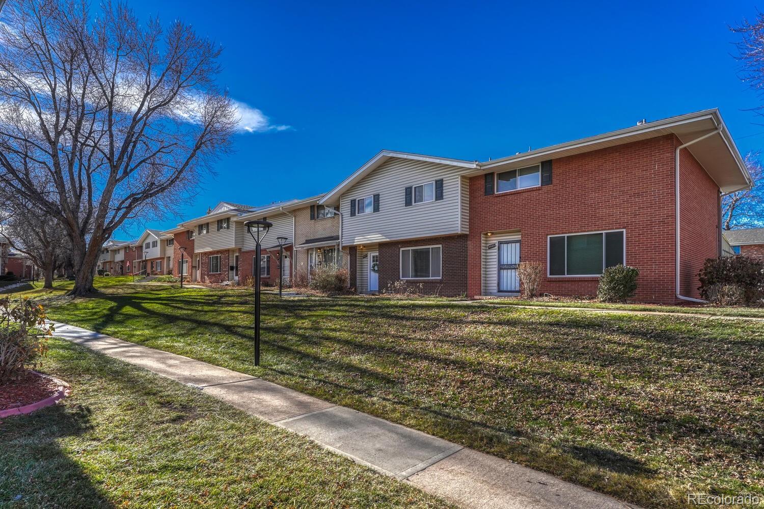 MLS Image #3 for 9004 e mansfield avenue,denver, Colorado