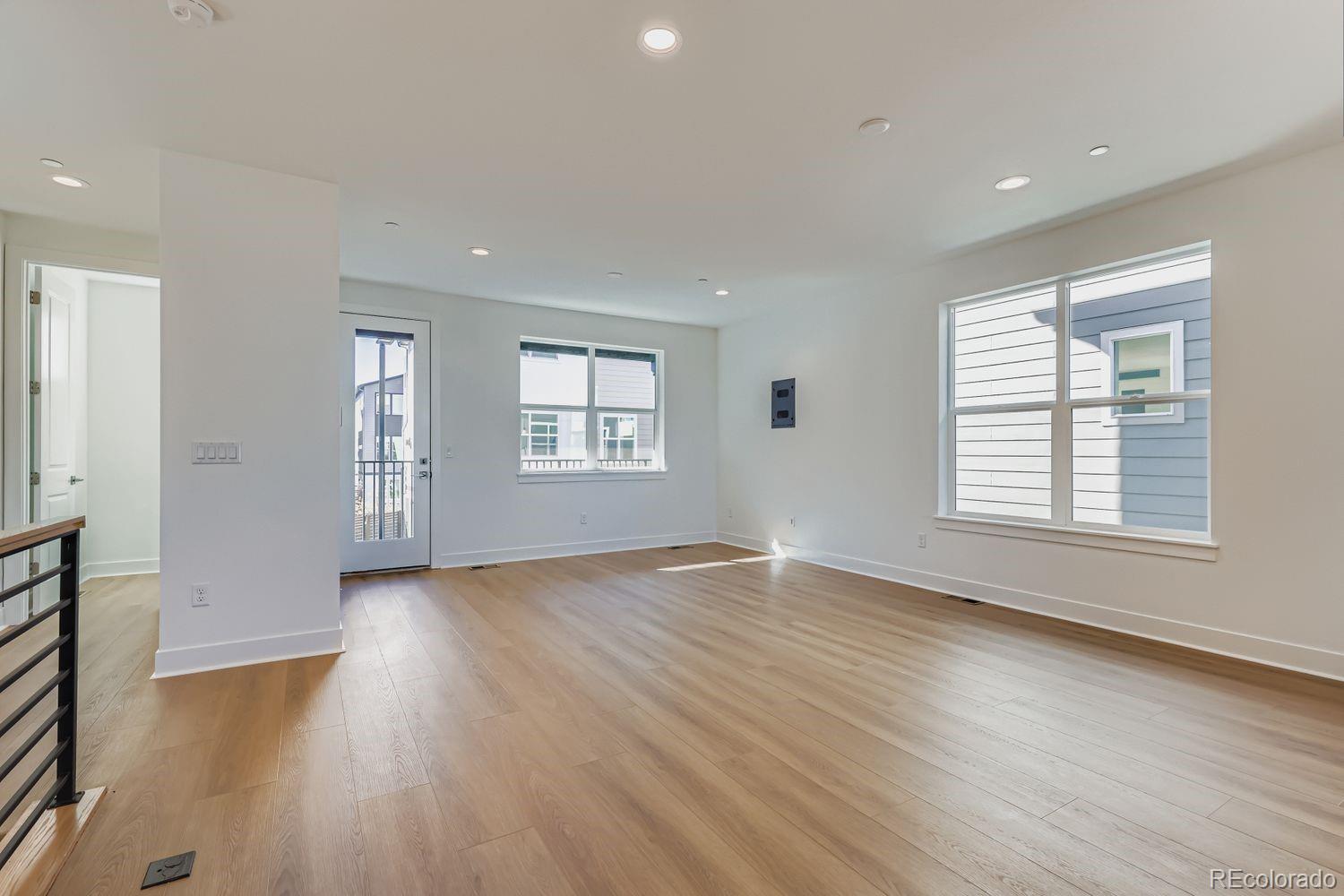 MLS Image #3 for 10991 e geddes place,centennial, Colorado