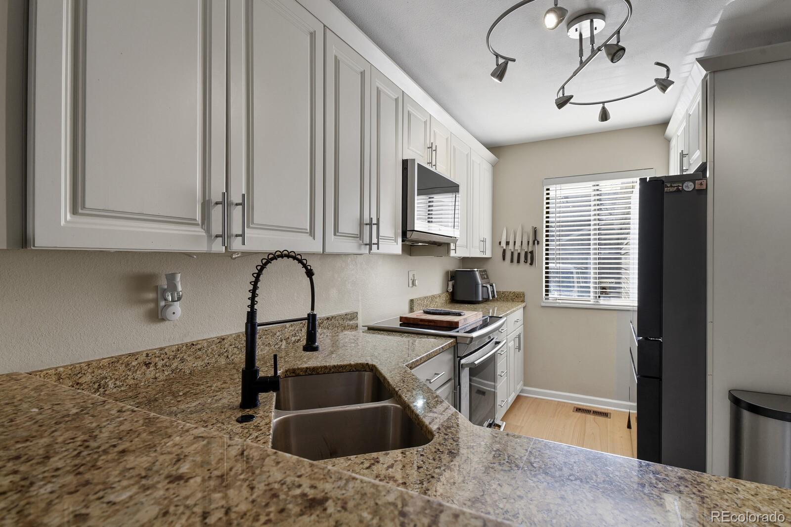 MLS Image #10 for 7474 e arkansas avenue 16-05,denver, Colorado