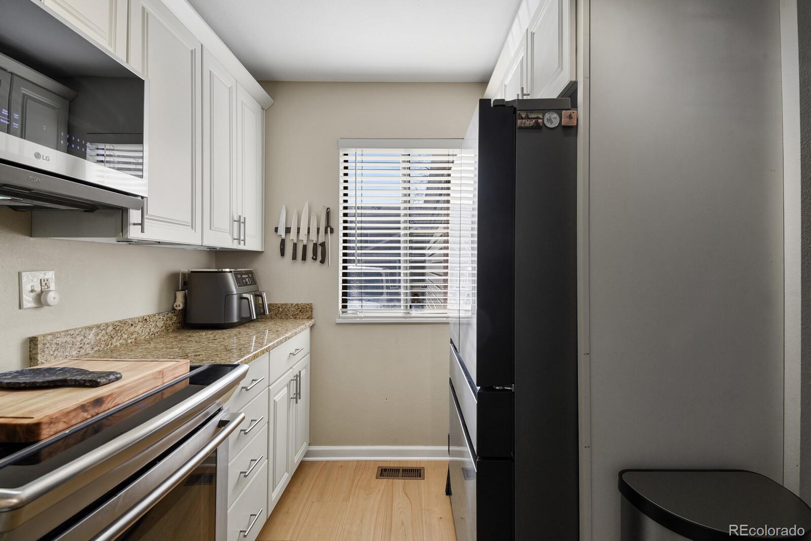 MLS Image #6 for 7474 e arkansas avenue 16-05,denver, Colorado