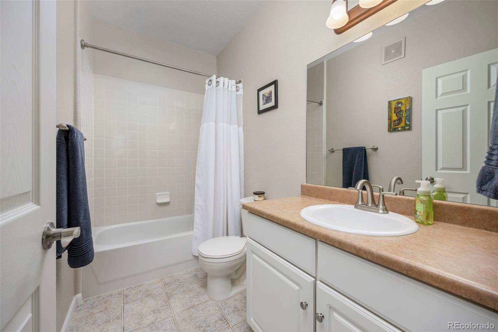 MLS Image #18 for 22520 e ontario drive,aurora, Colorado
