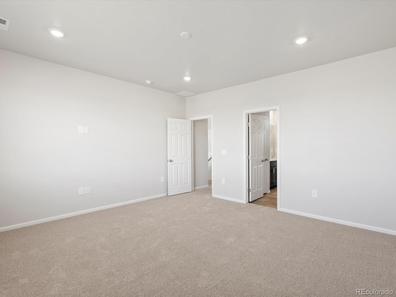 MLS Image #26 for 1637  yampa river drive,windsor, Colorado