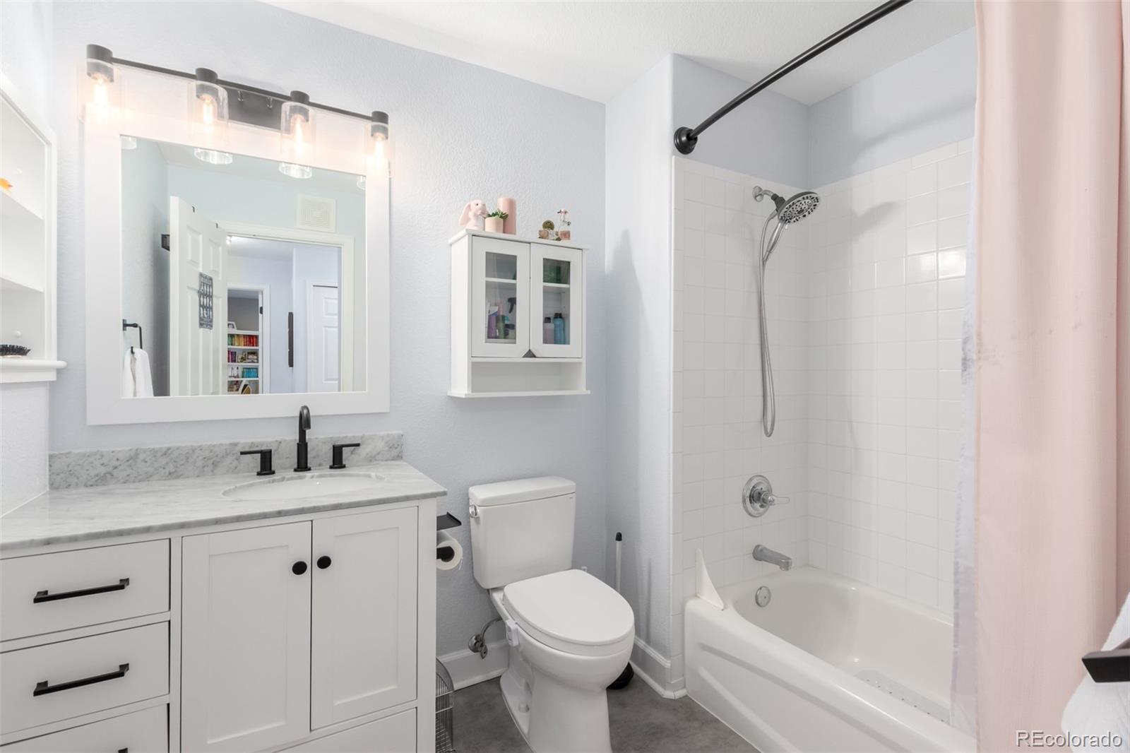 MLS Image #25 for 4211 s blackhawk circle 8c,aurora, Colorado
