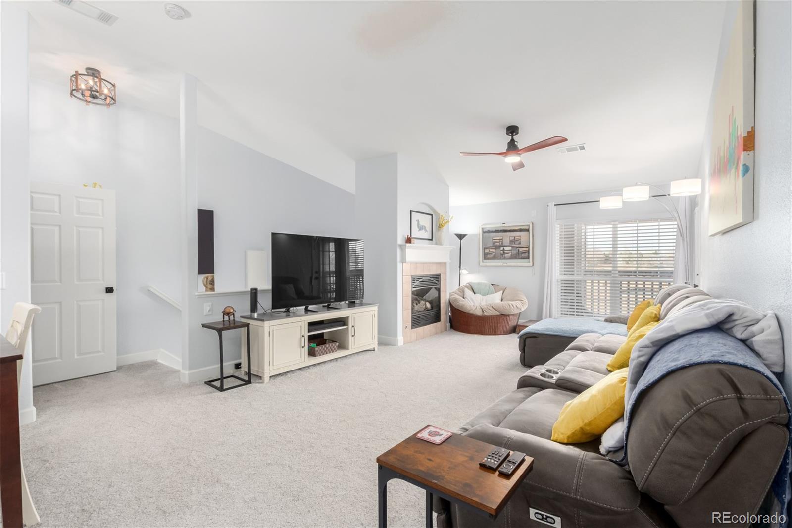 MLS Image #5 for 4211 s blackhawk circle 8c,aurora, Colorado