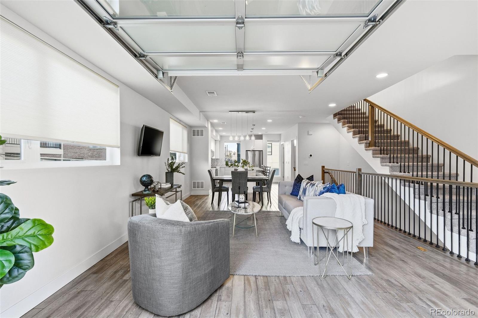 MLS Image #10 for 163 s harrison street,denver, Colorado