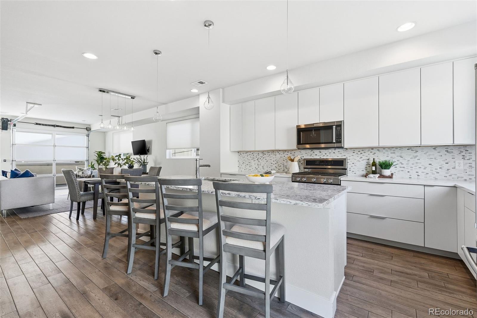 MLS Image #13 for 163 s harrison street,denver, Colorado