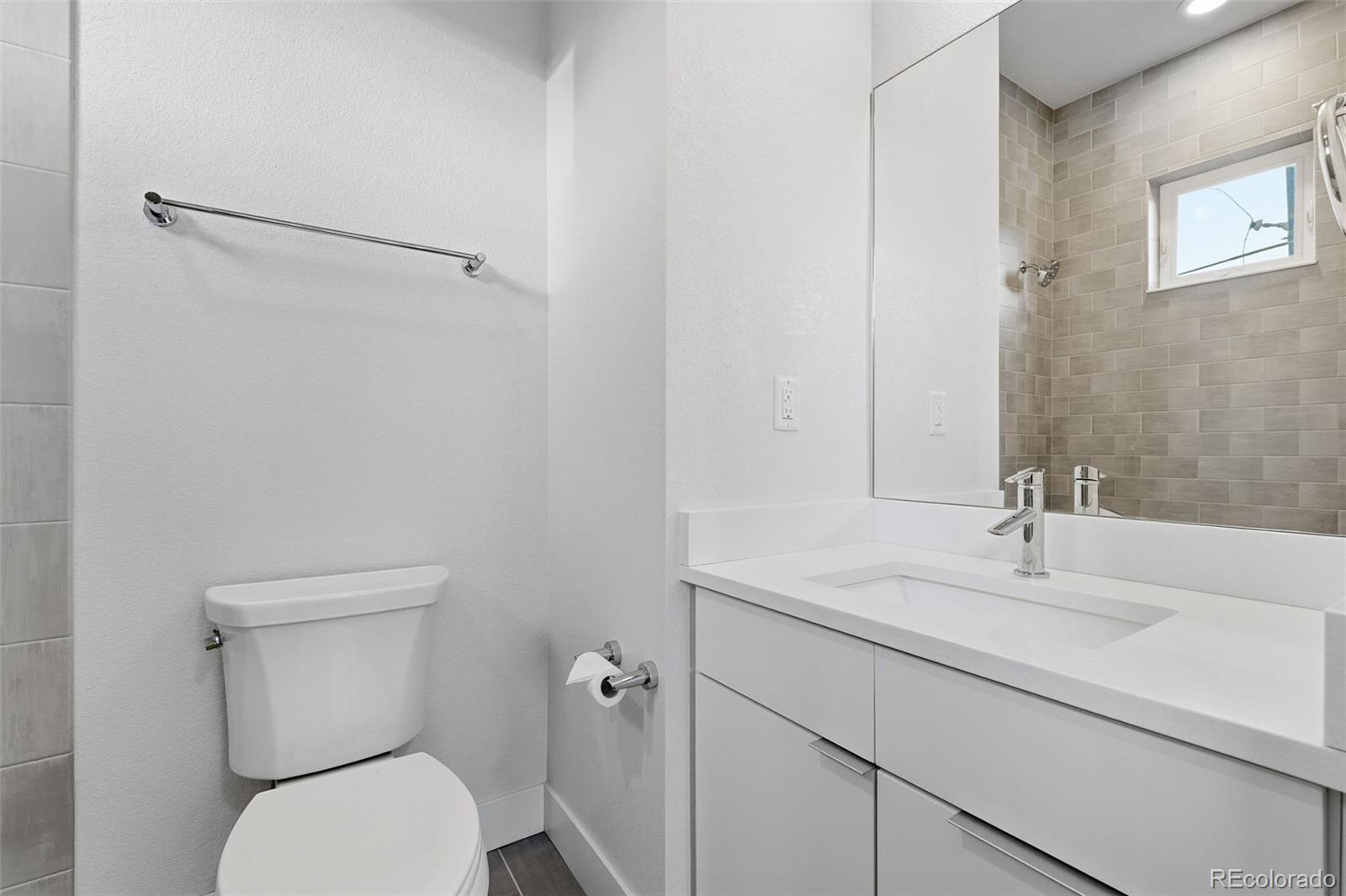 MLS Image #33 for 163 s harrison street,denver, Colorado