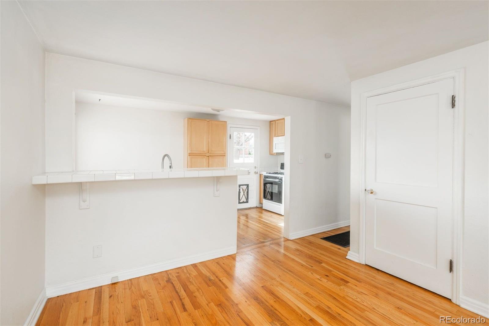 MLS Image #5 for 777  forest street,denver, Colorado