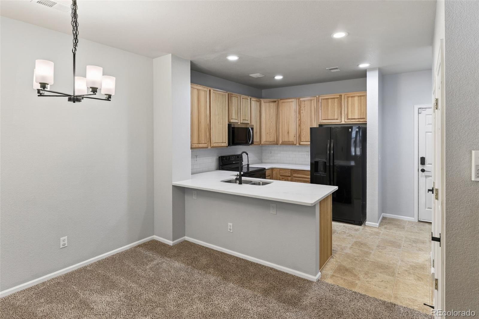 MLS Image #3 for 619 s norfolk way,aurora, Colorado