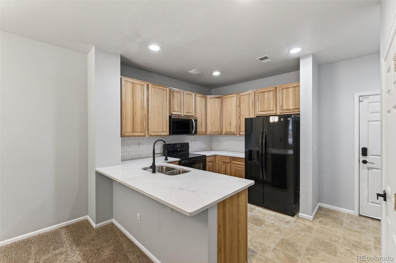 MLS Image #4 for 619 s norfolk way,aurora, Colorado