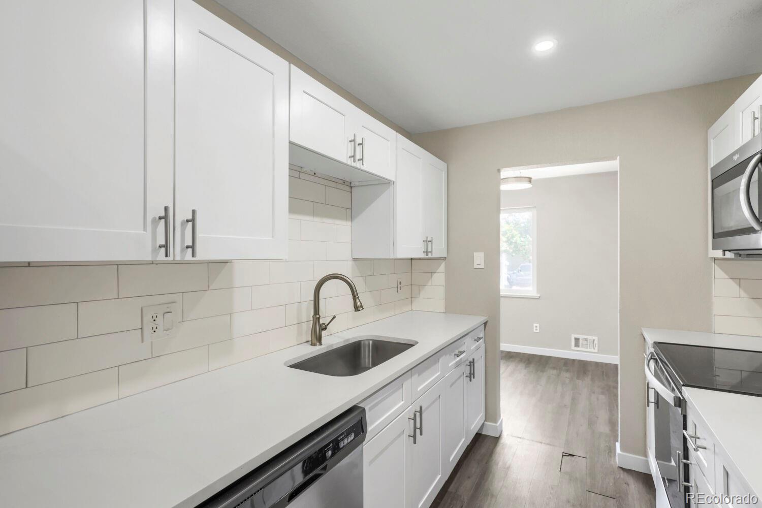 MLS Image #9 for 1545 s chase court,lakewood, Colorado
