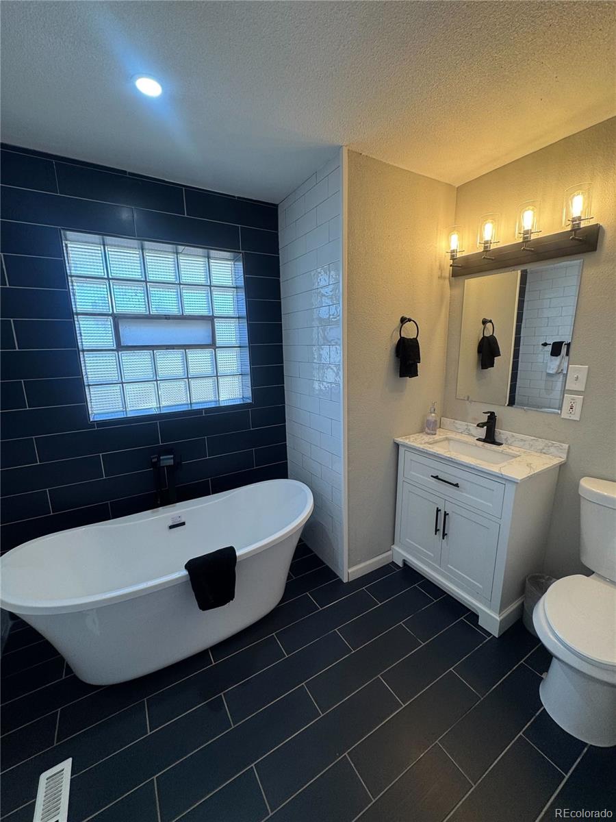 MLS Image #2 for 2200 w moffat place,denver, Colorado