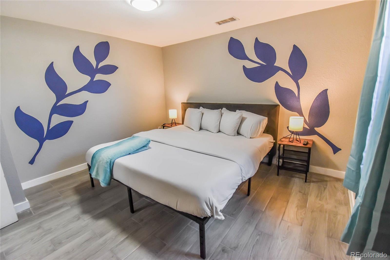 MLS Image #9 for 2200 w moffat place,denver, Colorado