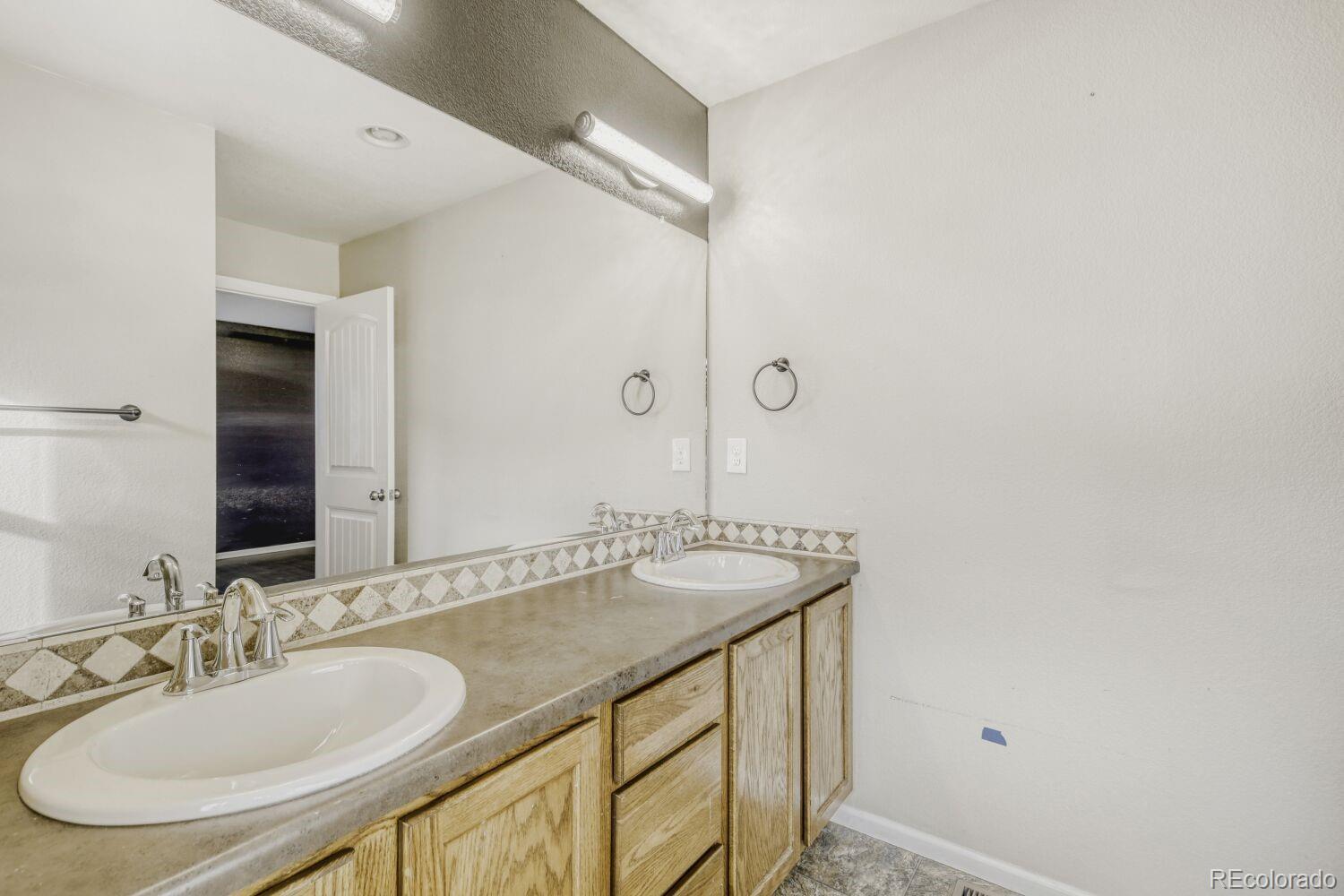 MLS Image #18 for 5079  ridgewood drive,johnstown, Colorado