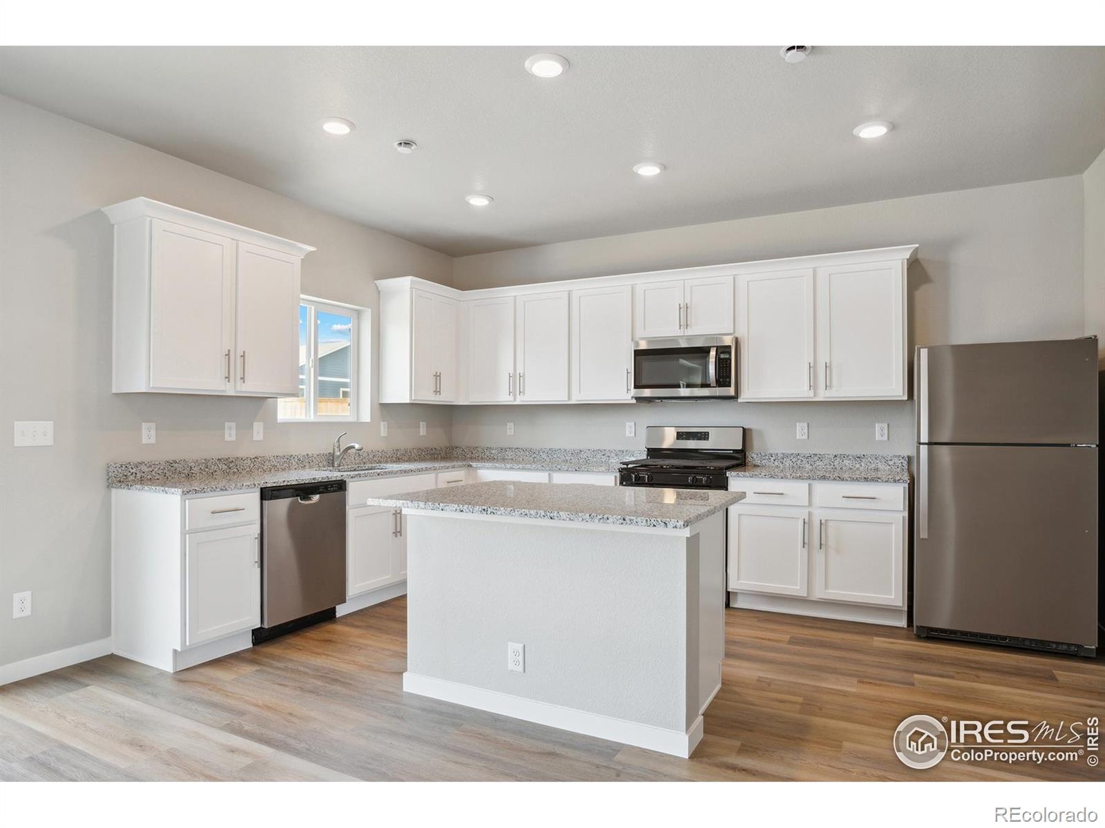 MLS Image #6 for 854  emerald lakes street,severance, Colorado
